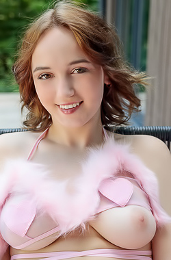 Sweet Young Pussy Rokki